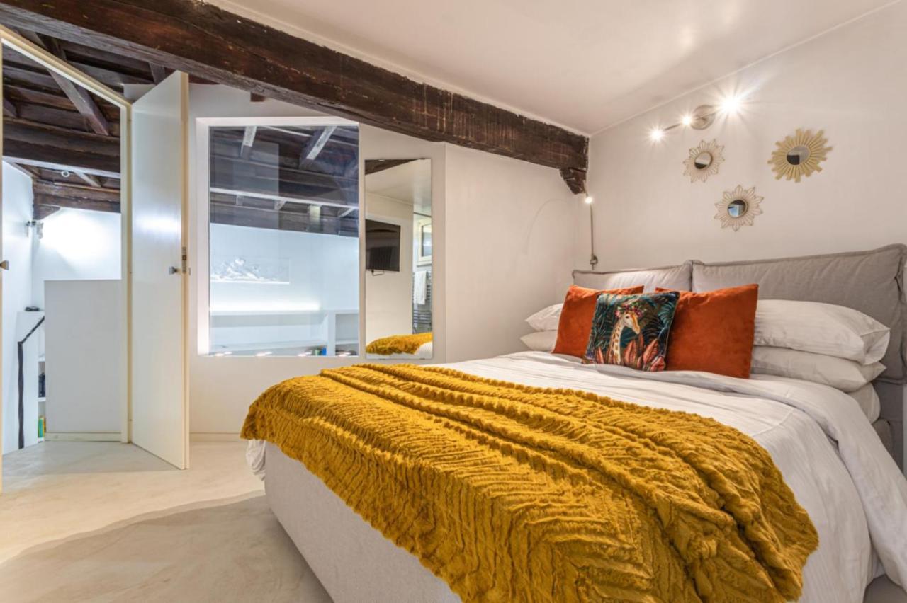 Lucrezia Apartment - Close To Piazza Navona โรม ภายนอก รูปภาพ