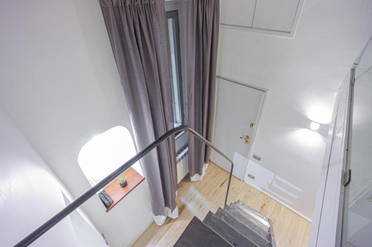 Lucrezia Apartment - Close To Piazza Navona โรม ภายนอก รูปภาพ